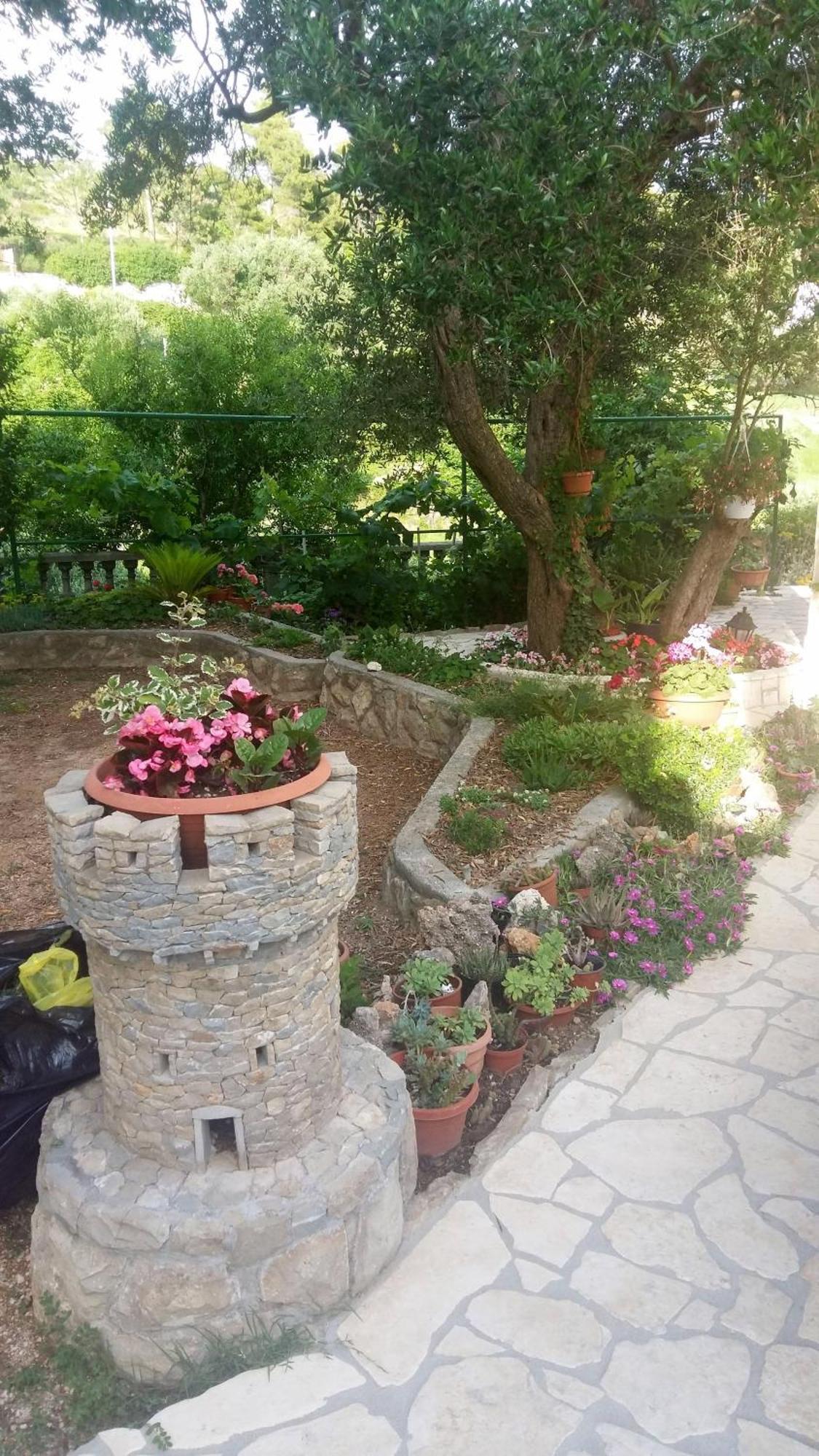 Apartmani Tatjana Rab Town Exterior foto